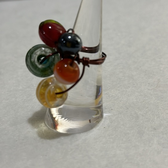 Handmade wire art multicolored glass beaded ring size 5 - Picture 3 of 4